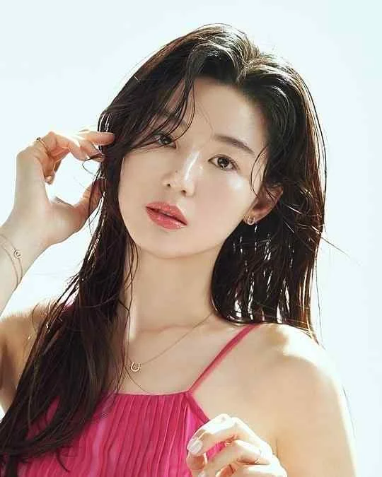 Jun Ji Hyun - jun-ji-hyun-hot-5.webp